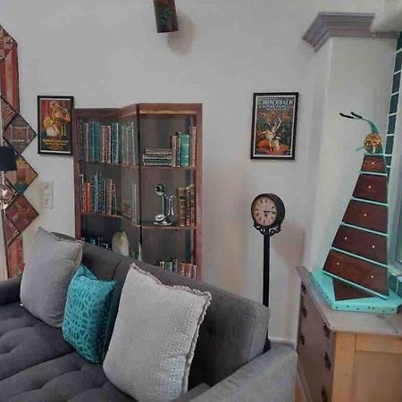 Boho Hip Bungalow In Old ビスビー エクステリア 写真