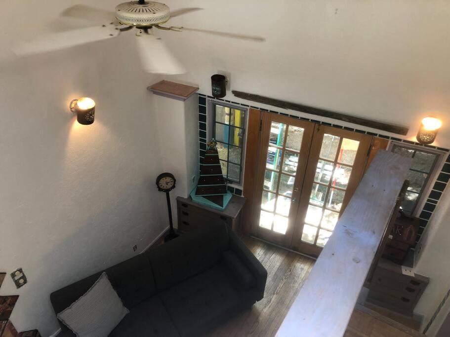 Boho Hip Bungalow In Old ビスビー エクステリア 写真